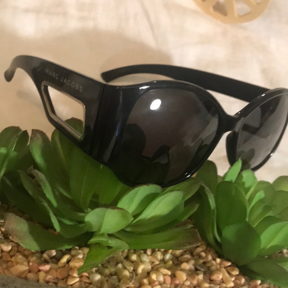 MARC JACOBS sunglasses black